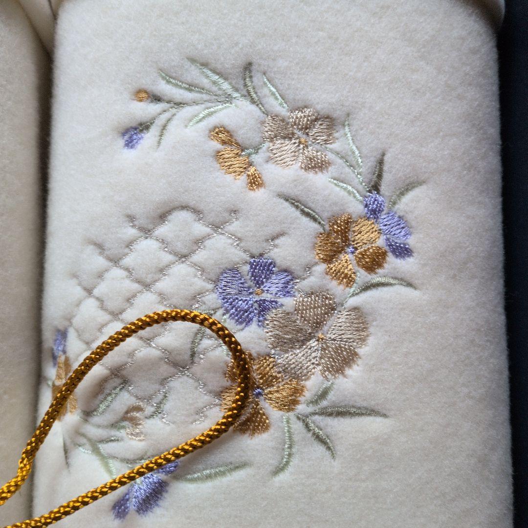 新品未使用品 泉州匠の彩カシミア 入りラムウール純毛毛布 花柄刺繍