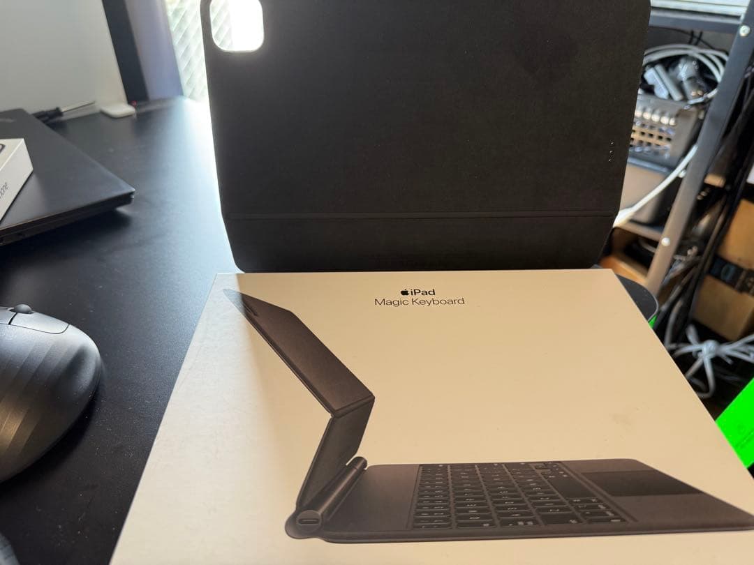 iPadアクセサリー Apple magic keyboard