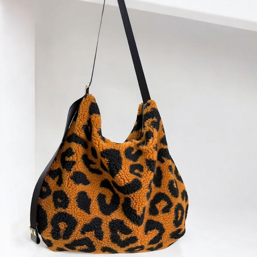 ゆるっと抜け感バッグ／レオパボアbrown