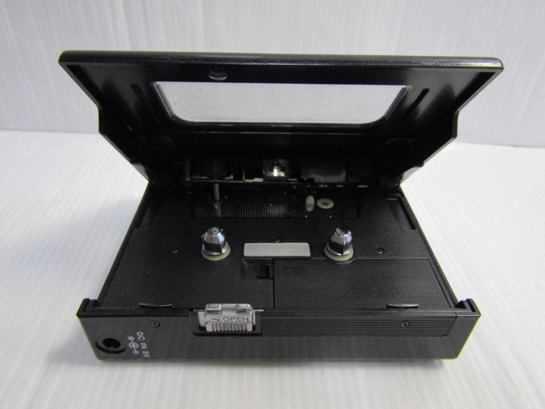 B0642 SONY カセットウォークマン WM-2 ジャンク