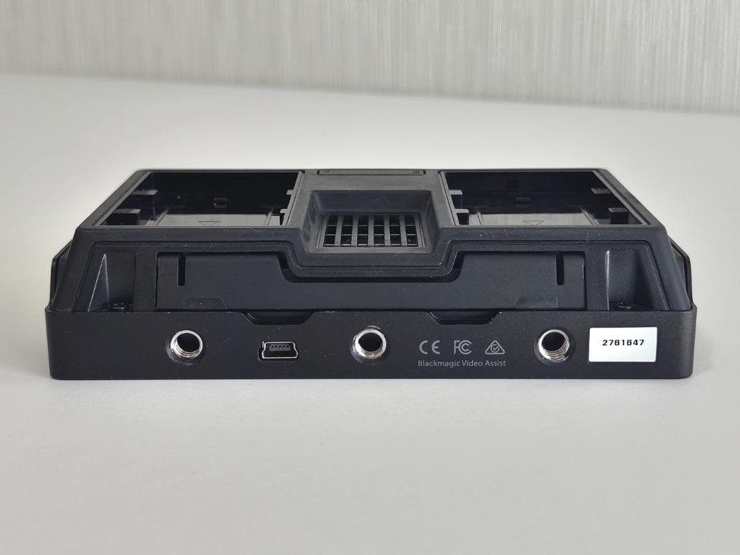 Blackmagic Video Assist 5インチ 3Gモニターレコーダー