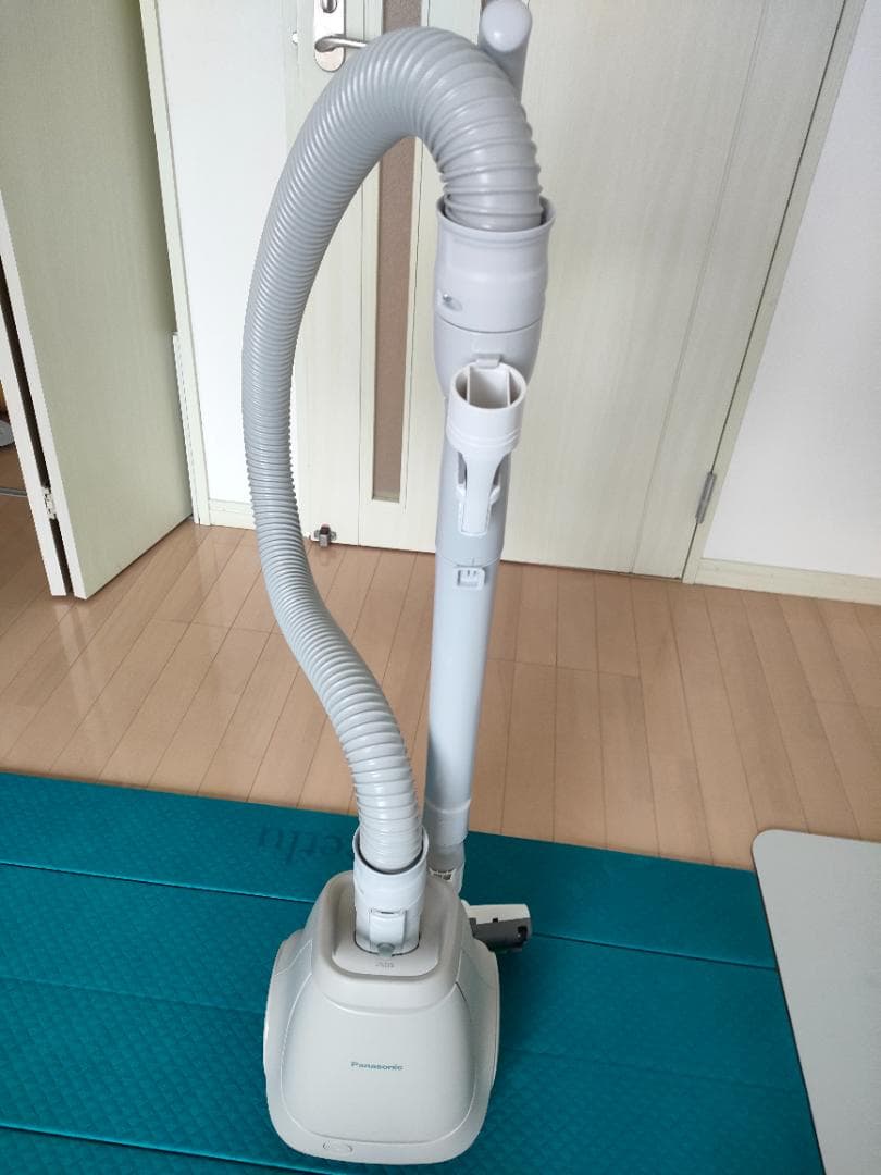 パナソニック 掃除機 紙パック式 MC-PJ25G-C アイボリー 軽量