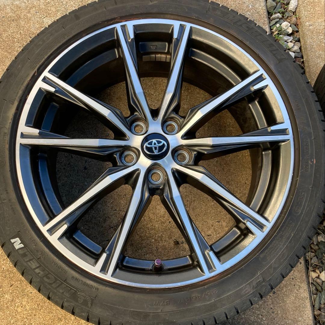 86 ZN6 後期17インチ　タイヤホイール 4本　送料込み！