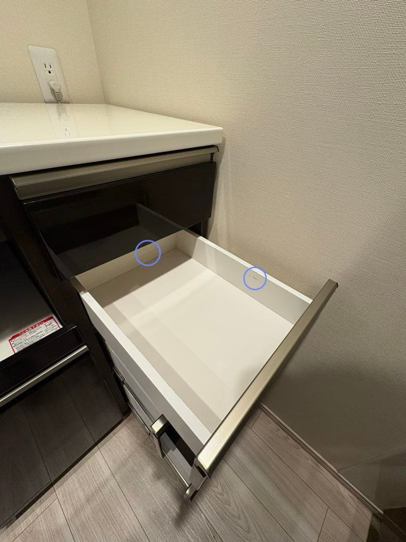 ゆきまろ【送料込】出品5月上旬まで　キッチンボード　幅80cm ニトリ