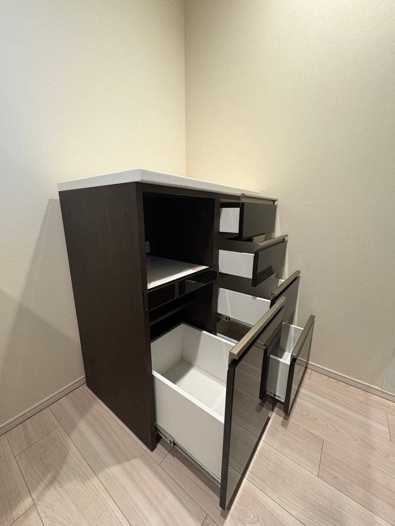 ゆきまろ【送料込】出品5月上旬まで　キッチンボード　幅80cm ニトリ