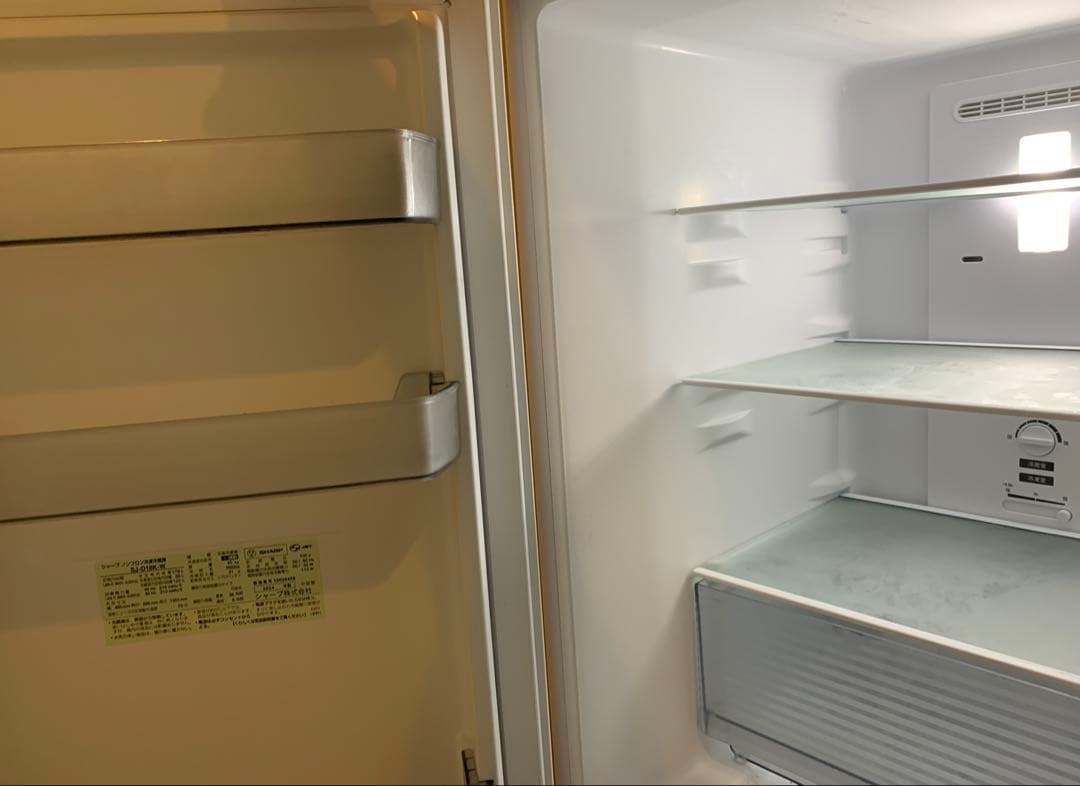 SHARP シャープ 冷蔵庫 SJ-D18K-W 2024年製