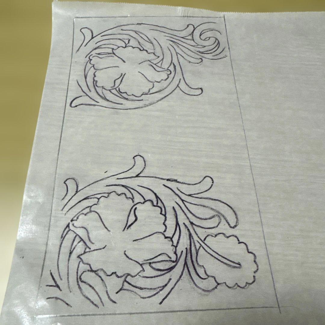 amo レザーカービングウォレット(ハーフ)