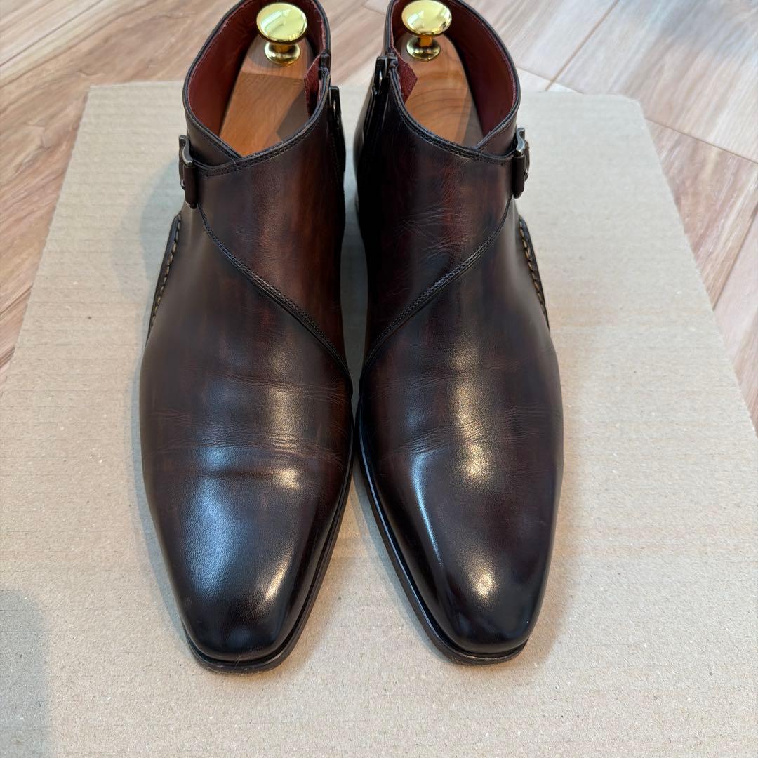 靴 MAGNANNI