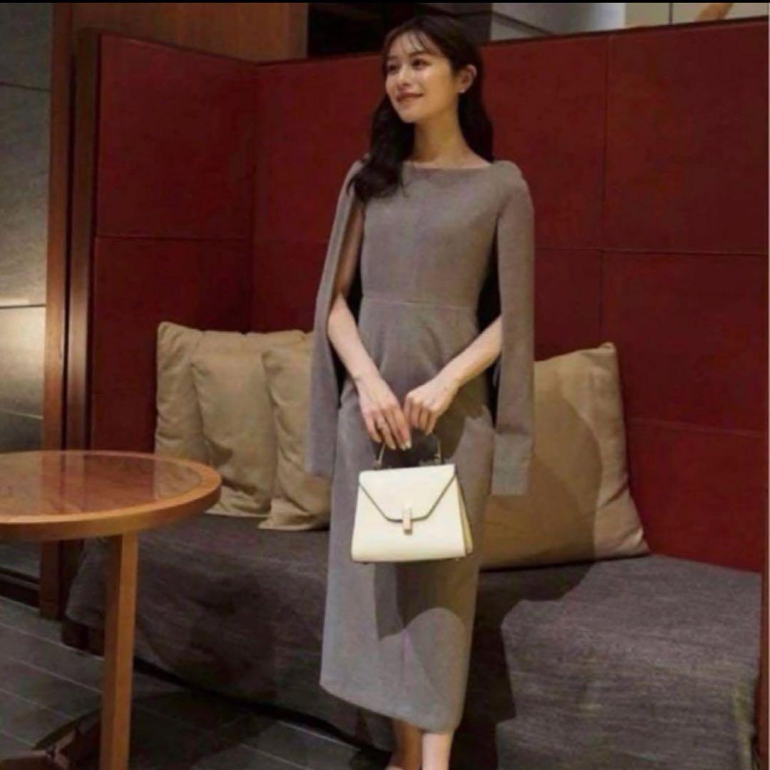 ワンピース laubeblanc Narrow line Cape Dress