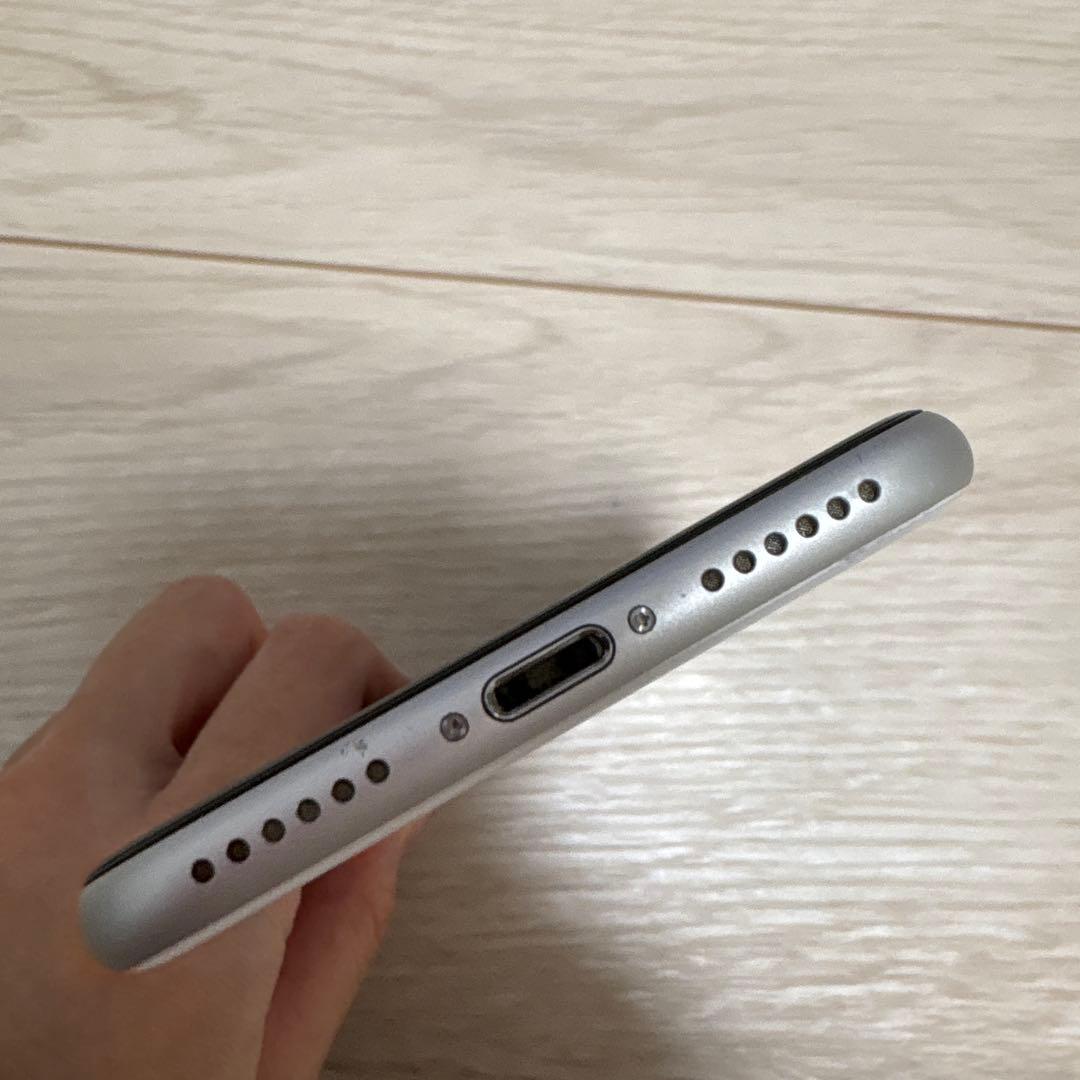 iPhone SE 第2世代 ホワイト 本体のみ