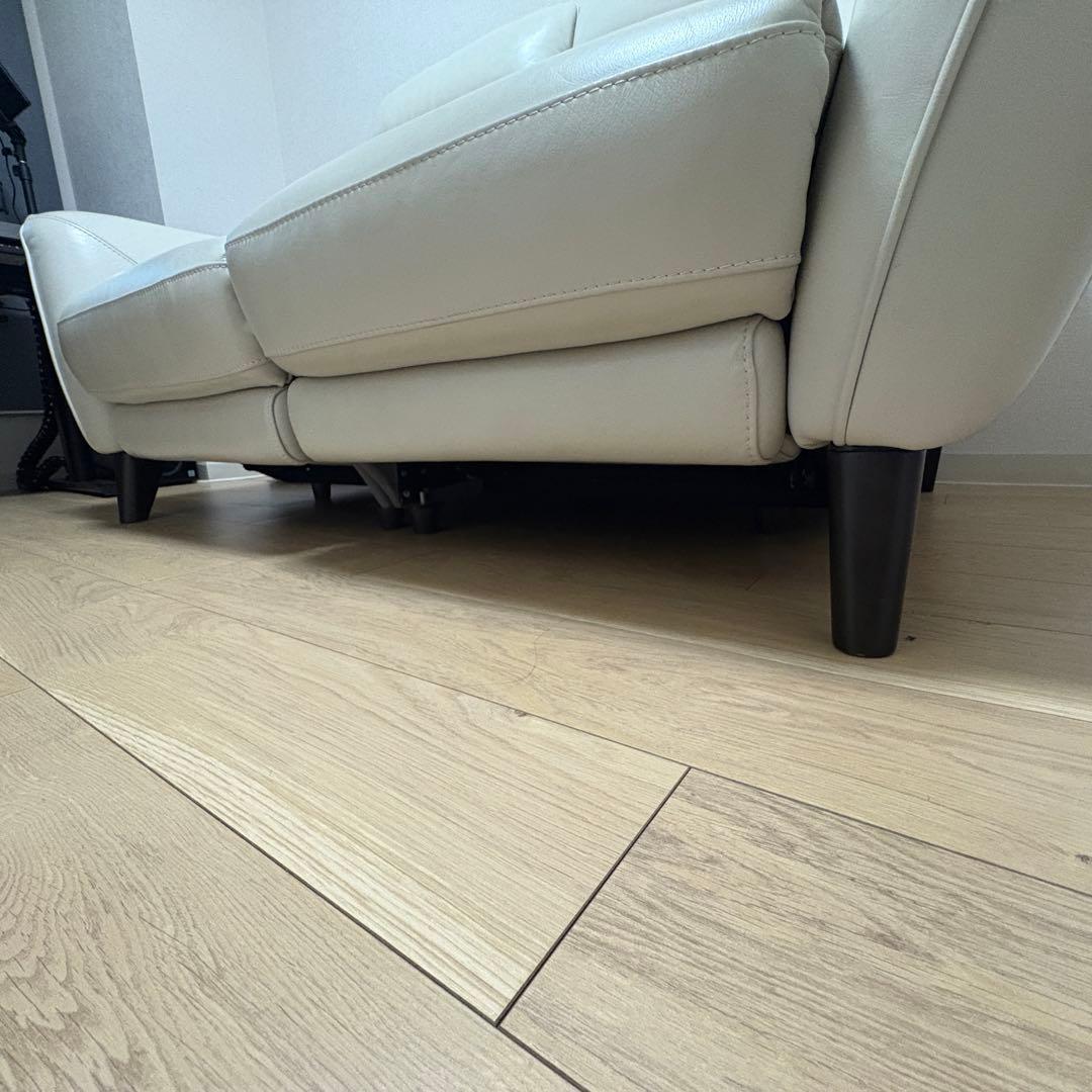 【横浜市直接取引限定】ニトリ　本革電動リクライニングソファ　2人掛け