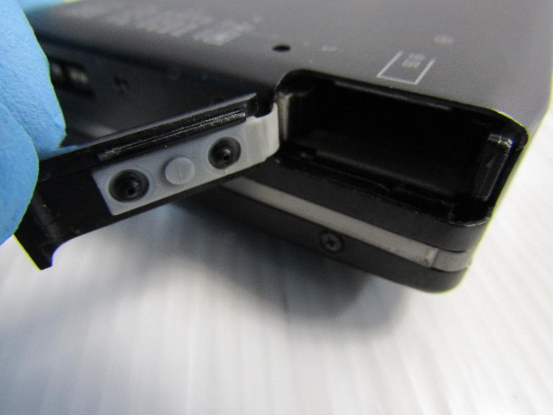 B0645 AIWA HS-JX70 ポータブルカセットプレーヤー ジャンク