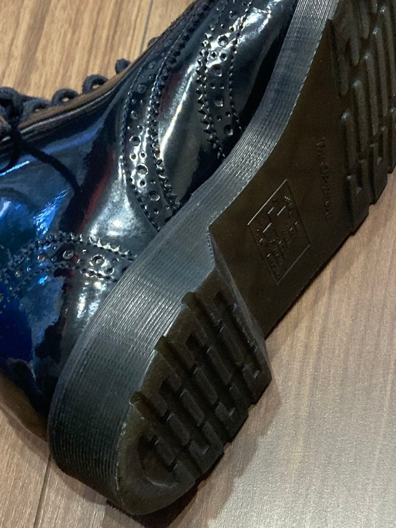 ガ*ラ様 激レア　ドクターマーチン パテントレザー ウィングチップ エナメル　8