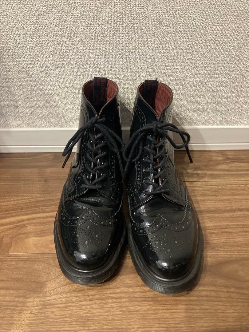 ガ*ラ様 激レア　ドクターマーチン パテントレザー ウィングチップ エナメル　8