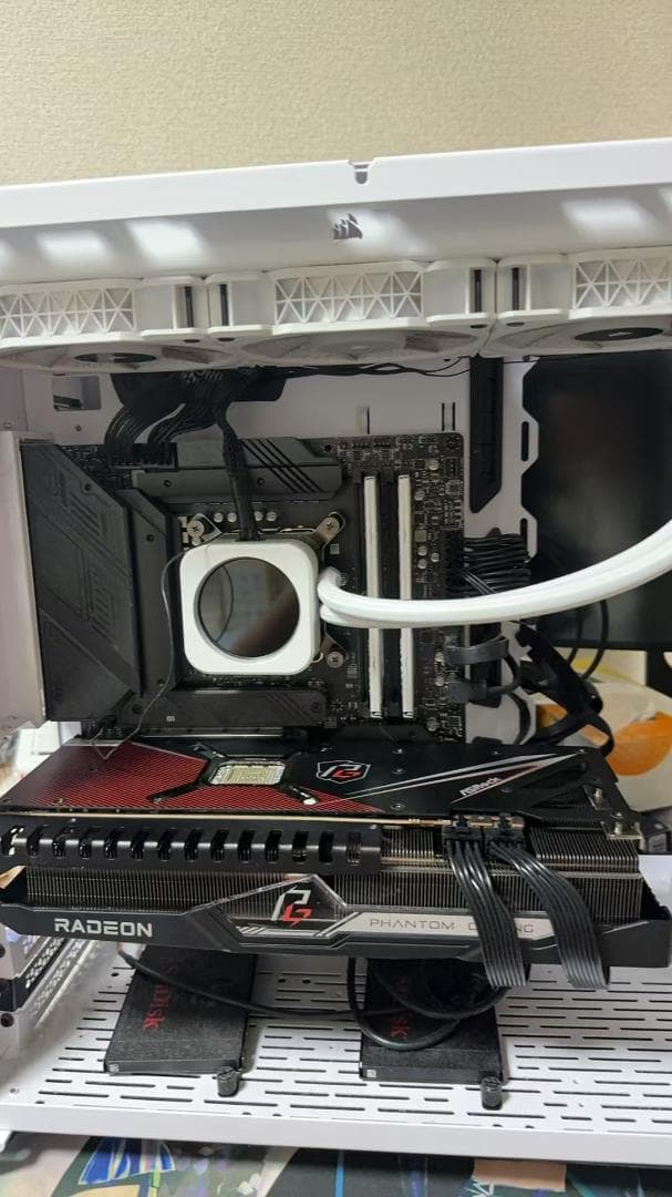 グラフィックボード・グラボ・ビデオカード Radeon RX7900XT Phantom