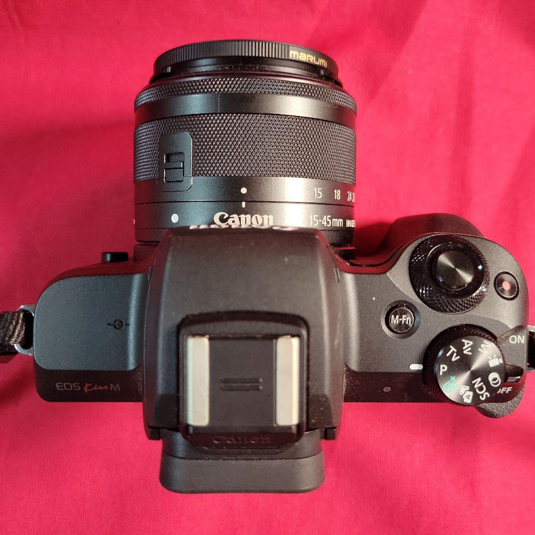 キヤノン Canon ミラーレス　美品　一眼カメラ　EOS Kiss M　動作品