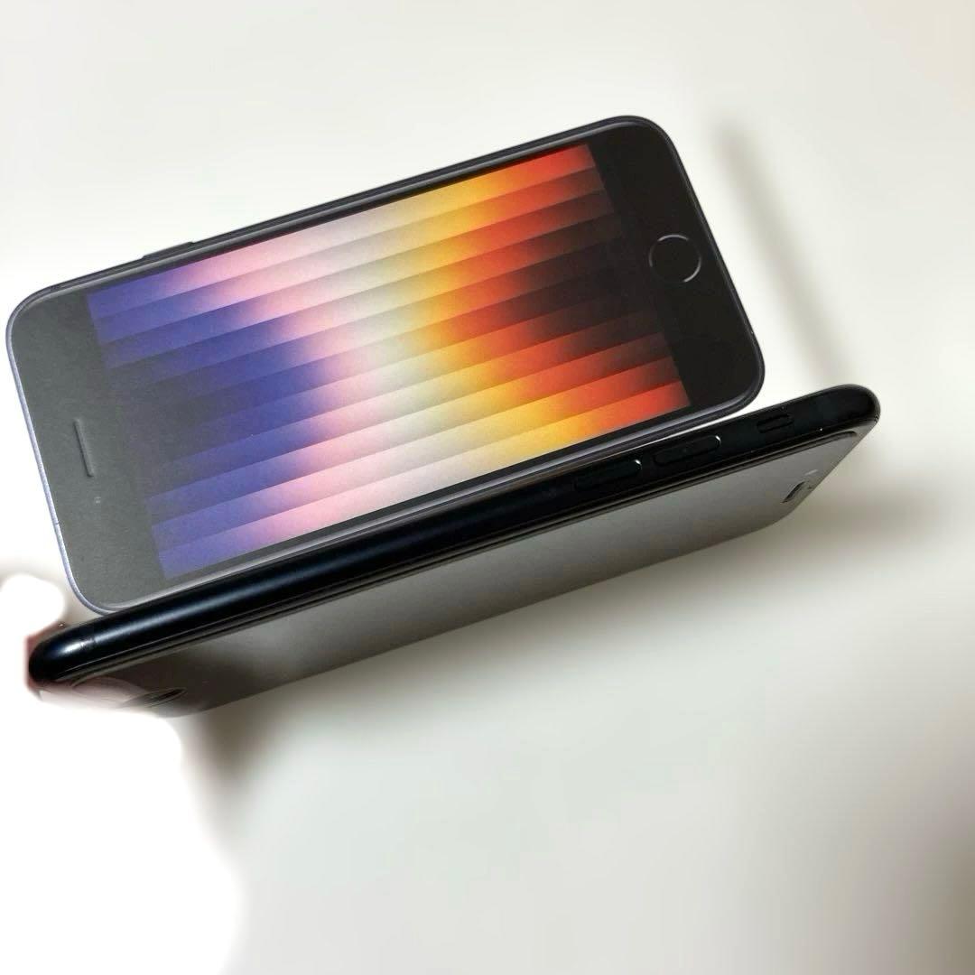 Apple iPhoneSE 第3世代 ブラック 128GB スマートフォン本体