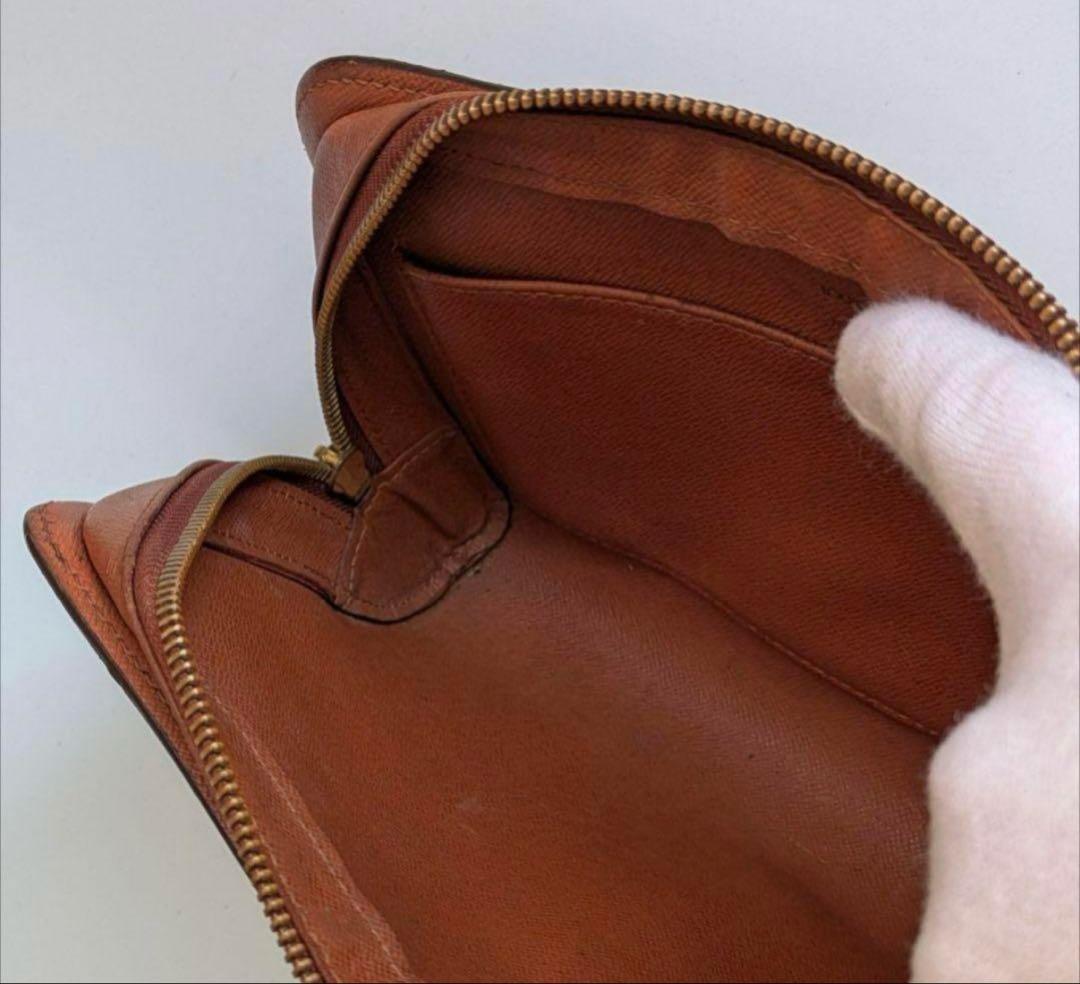 Louis Vuitton モノグラム クラッチバッグ　ベタなし