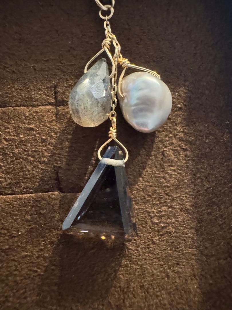 美品　agete アガット　ピアスチャーム　K10 ラブラドライト