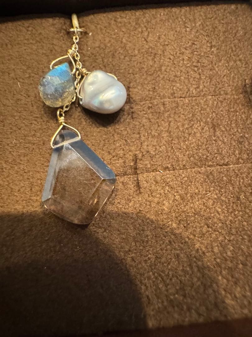 美品　agete アガット　ピアスチャーム　K10 ラブラドライト