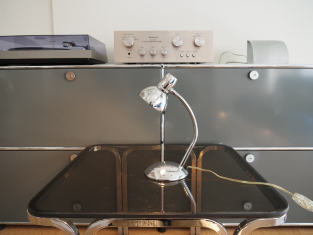 インダストリアル　テーブルランプ　ライト