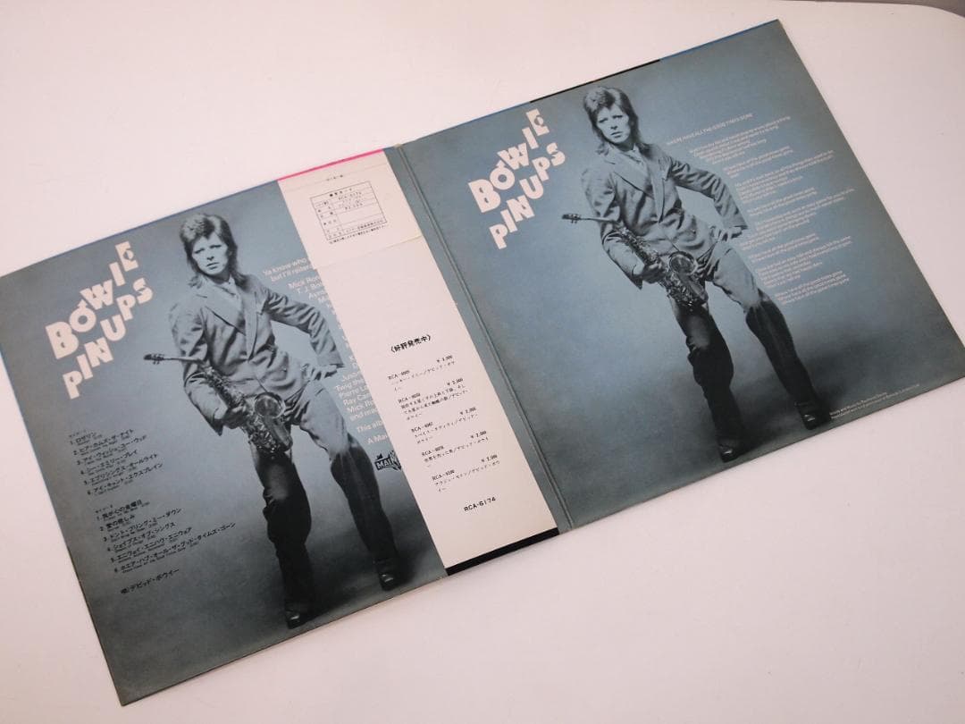 や*ん様 美品！見本盤 プロモ David Bowie デビッド・ボウイー ピン