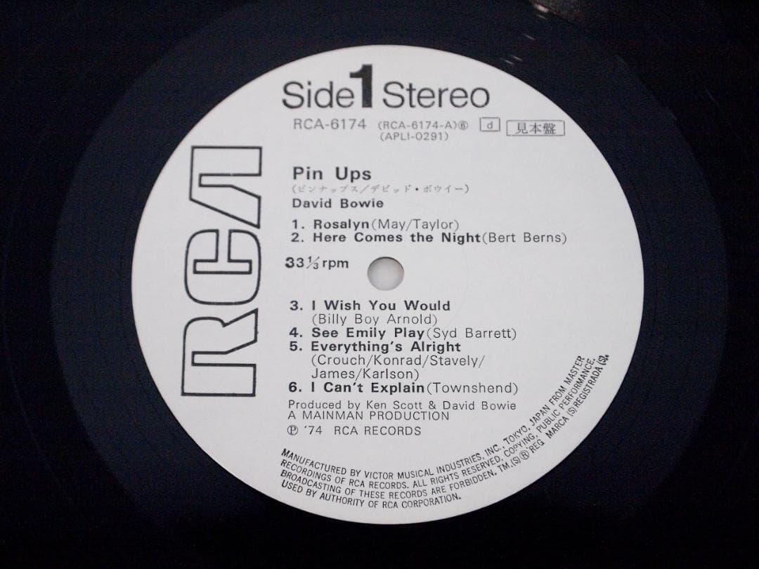 や*ん様 美品！見本盤 プロモ David Bowie デビッド・ボウイー ピン