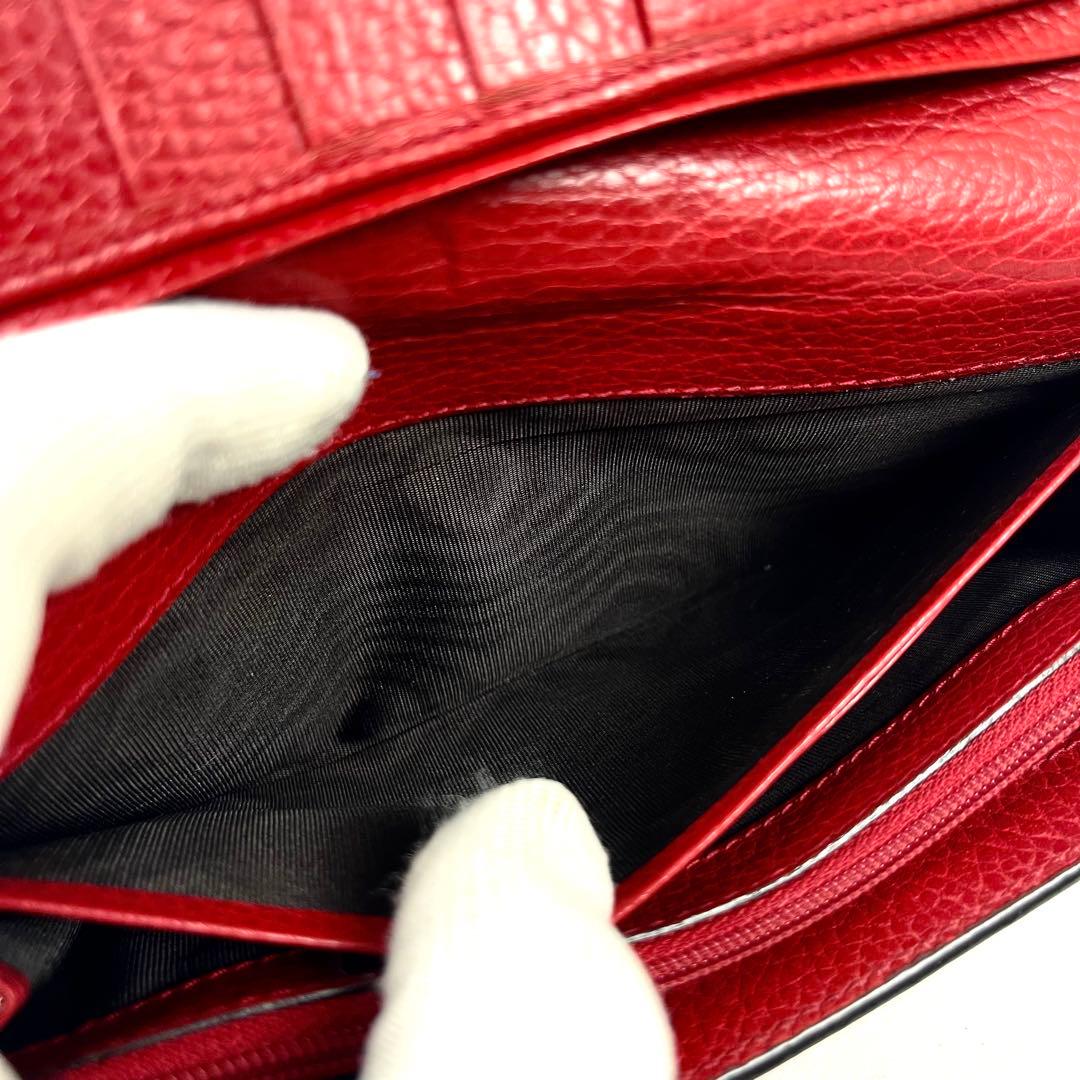 グッチ　長財布　インターロッキング　GGロゴ　フラップ　シボ革　レッド　未使用級