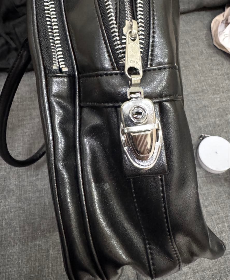 コムデギャルソン 青山バッグ ハンドバッグ 合成皮革 黒 OL-K 205
