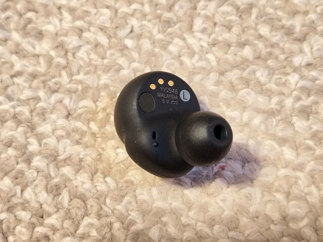 イヤホン新品交換済み　SONY WF-1000XM4 ワイヤレスイヤホン