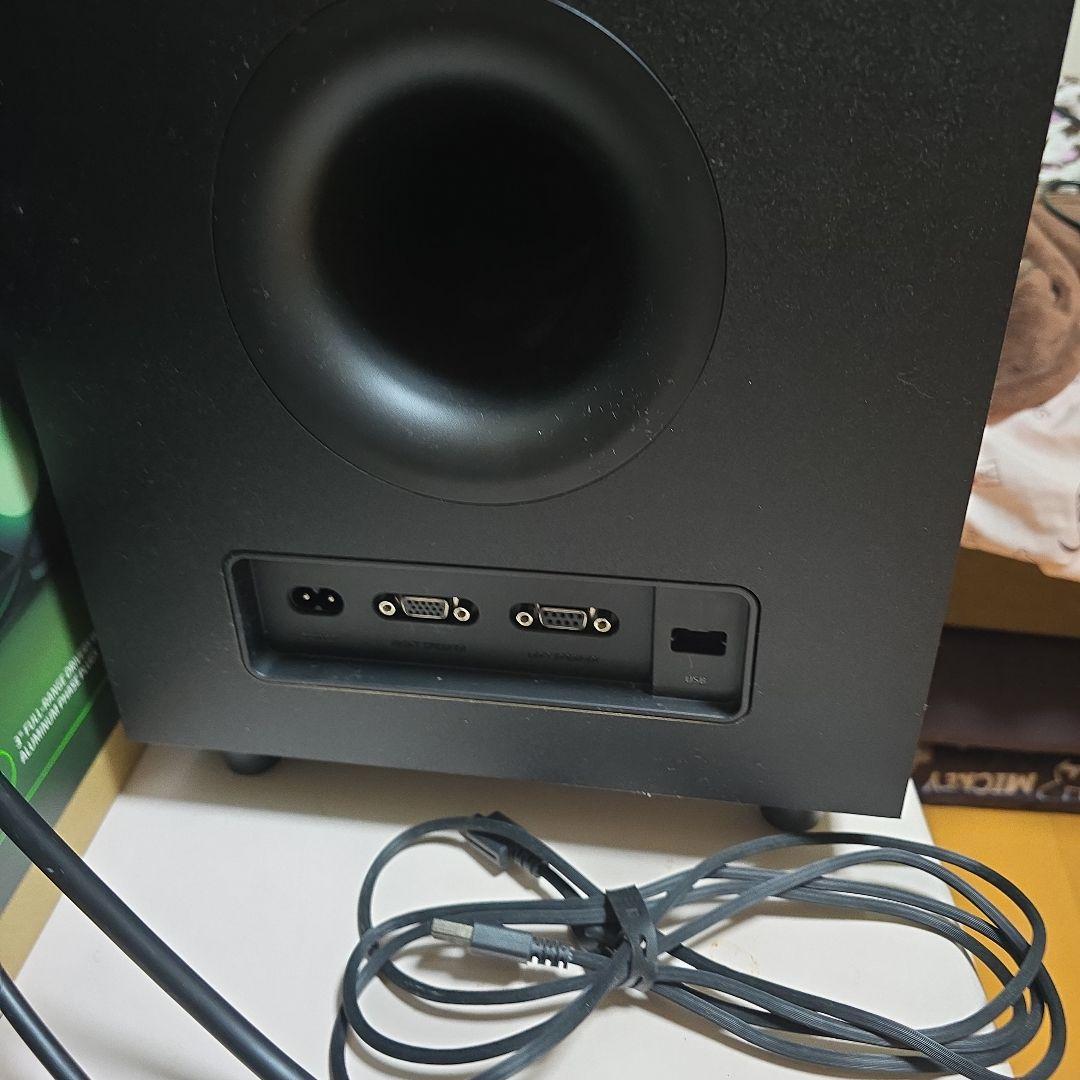 PCスピーカー Razer nommo v2