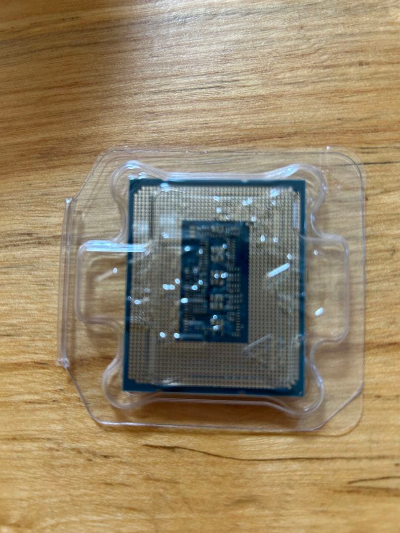 Intel Core i7-13700Ｆ CPU (新品未使用)