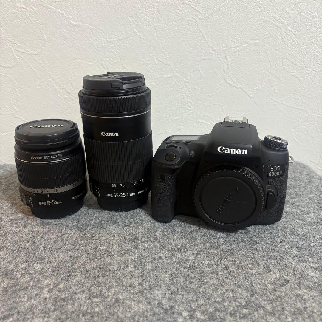 デジタル一眼レフ　Canon EOS 8000D