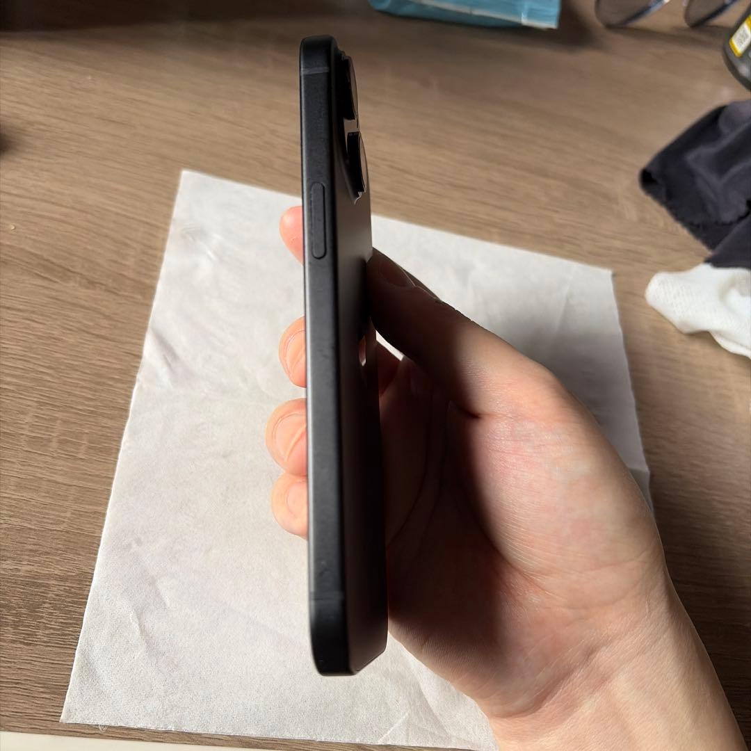 【美品】iPhone15 256gb ブラック SIMフリー