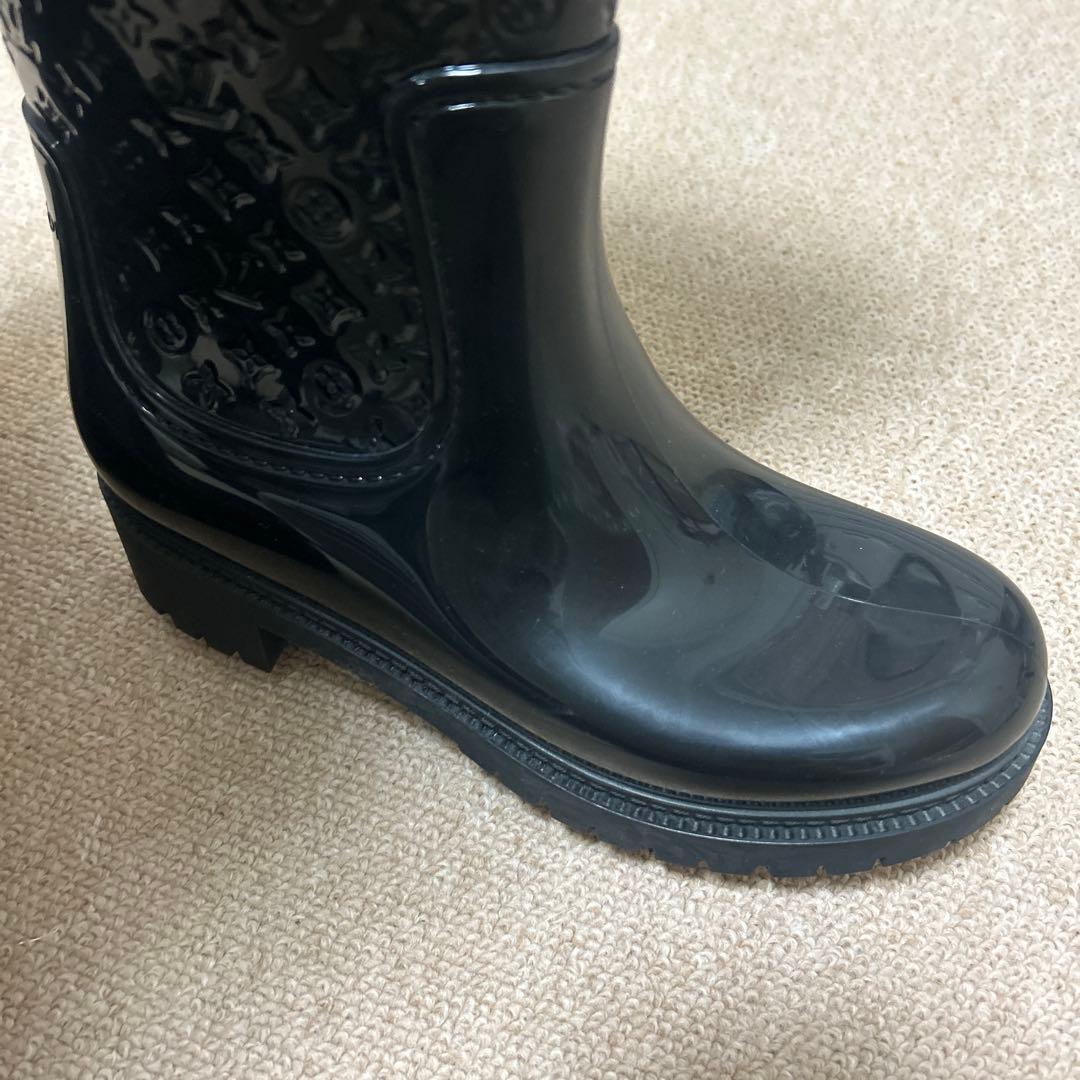 新品未使用 ルイヴィトン ブラックラバー長靴 ロゴ入り
