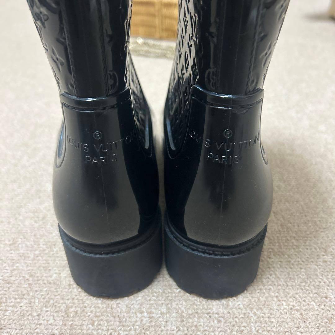 新品未使用 ルイヴィトン ブラックラバー長靴 ロゴ入り