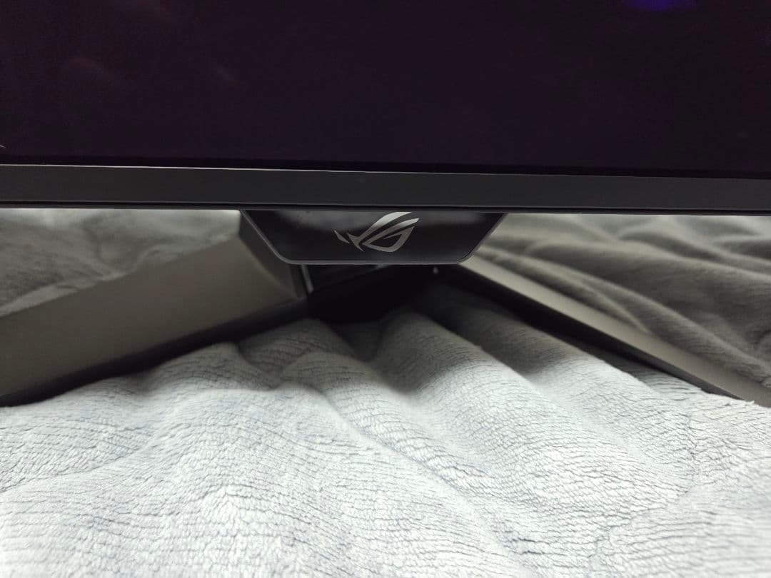 asus　ROG Swift OLED PG32UCDM　4k 240hz