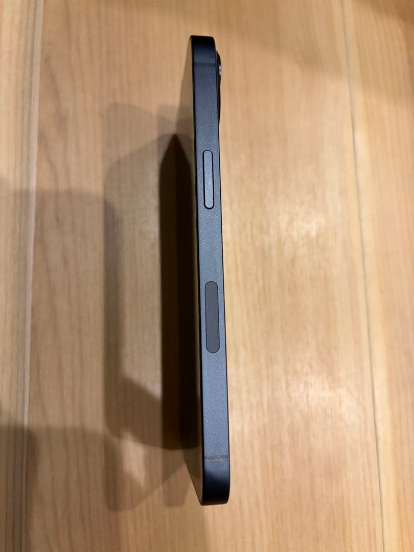 【美品】iPhone13 512GB 海外版 シャッター音なし