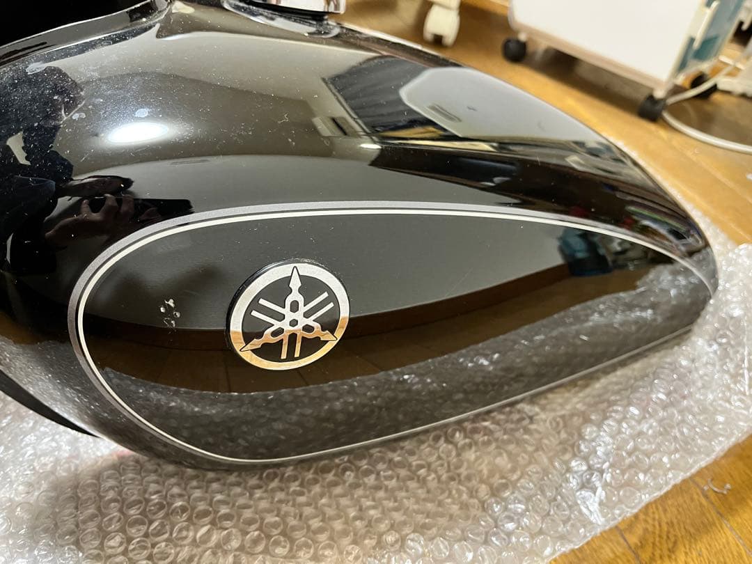 93年式　SR400純正タンク