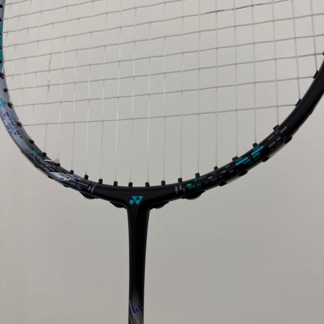 YONEX アストロクス88D Pro 4UG5