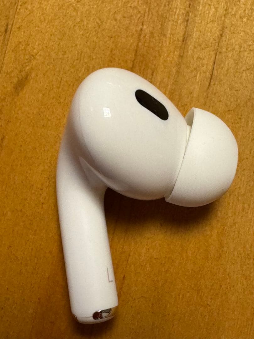 Apple AirPods Pro2 イヤホン（Lightningケーブル）