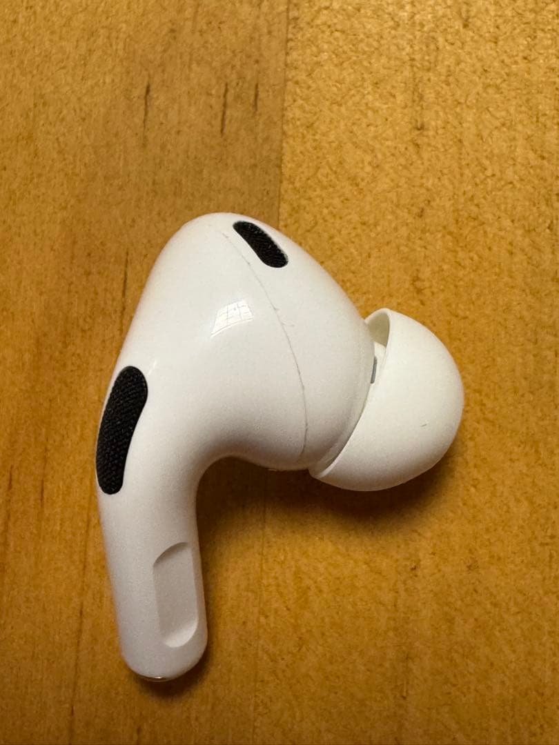 Apple AirPods Pro2 イヤホン（Lightningケーブル）