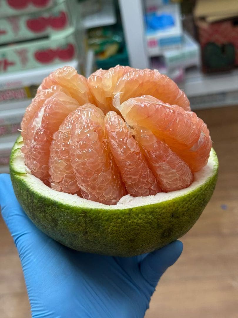 タイ産ポメロ一箱