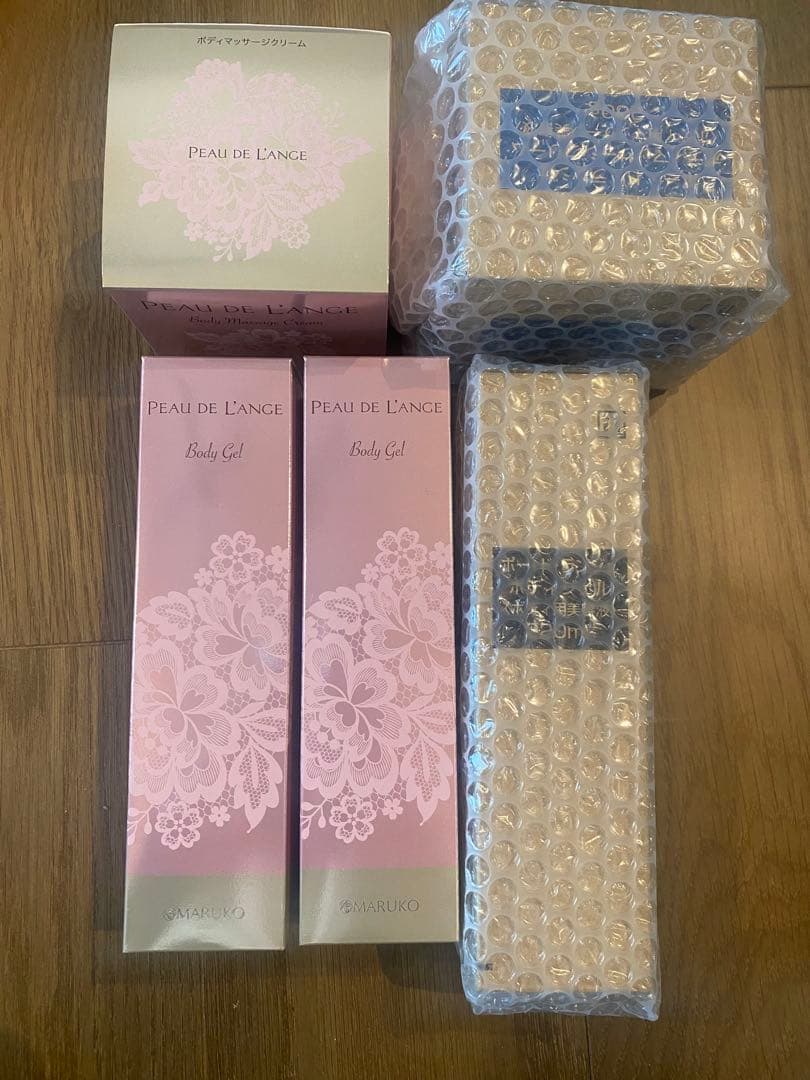 PEAU DE L'ANGE ボディクリーム/ボディジェル