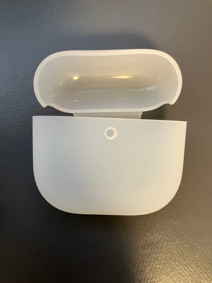 AirPods 4 ノイズキャンセリング機能有り