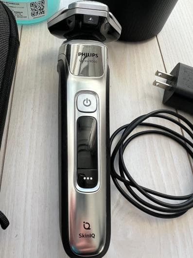 Philips メンズシェーバー S9985