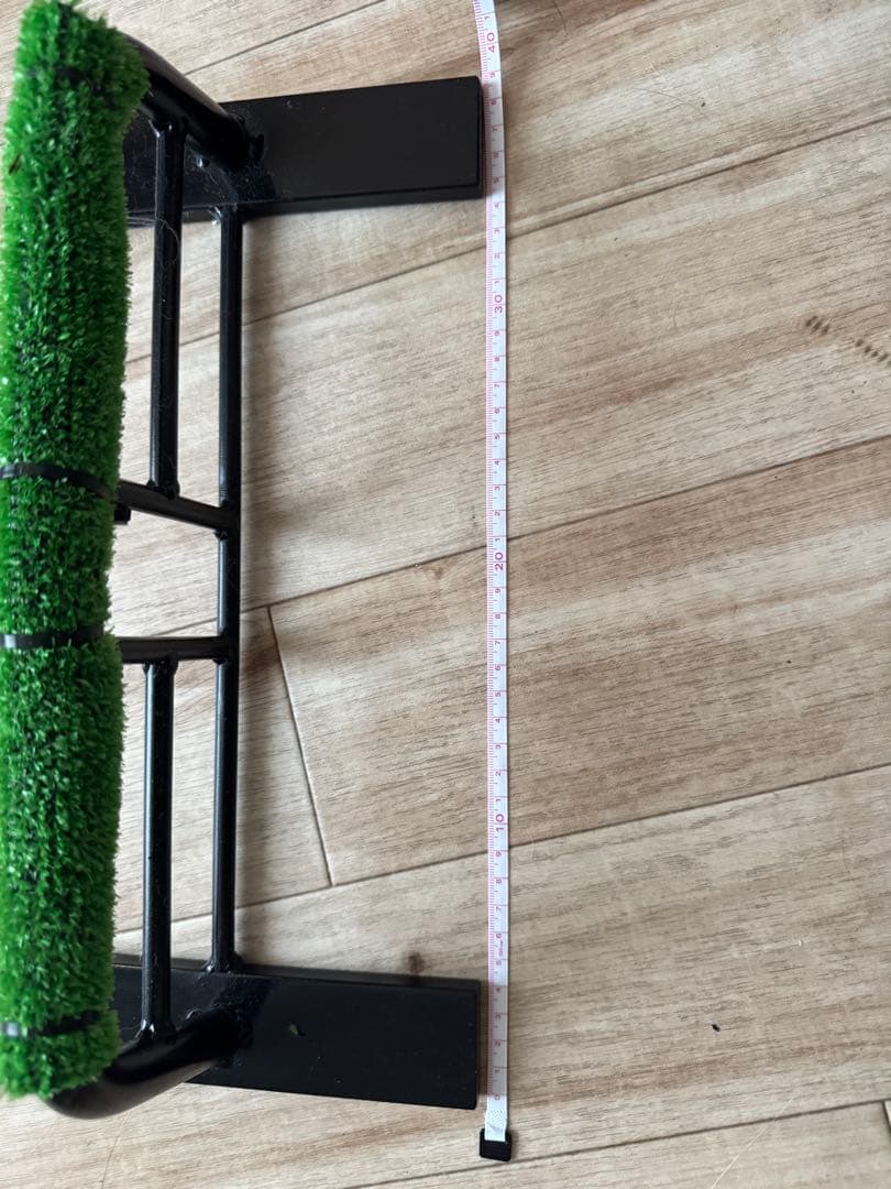 フクロウ　猛禽類　パーチ　止まり木