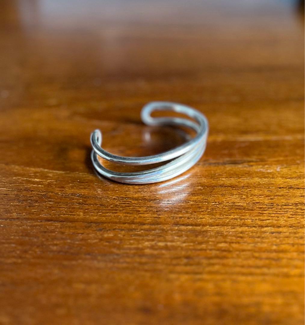 ティファニーTIFFANY&CO. ダイアゴナル カフ　バングル