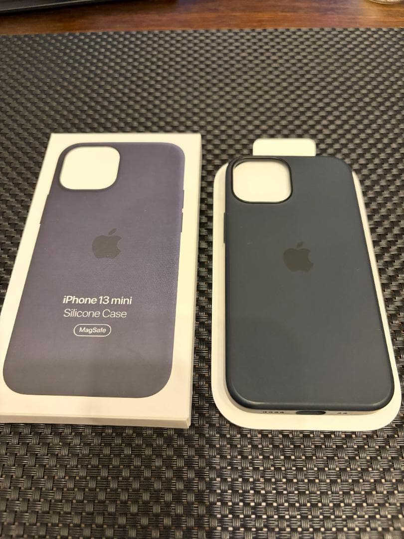 iPhone13 mini 256GBミッドナイト 本体 純正ケース付