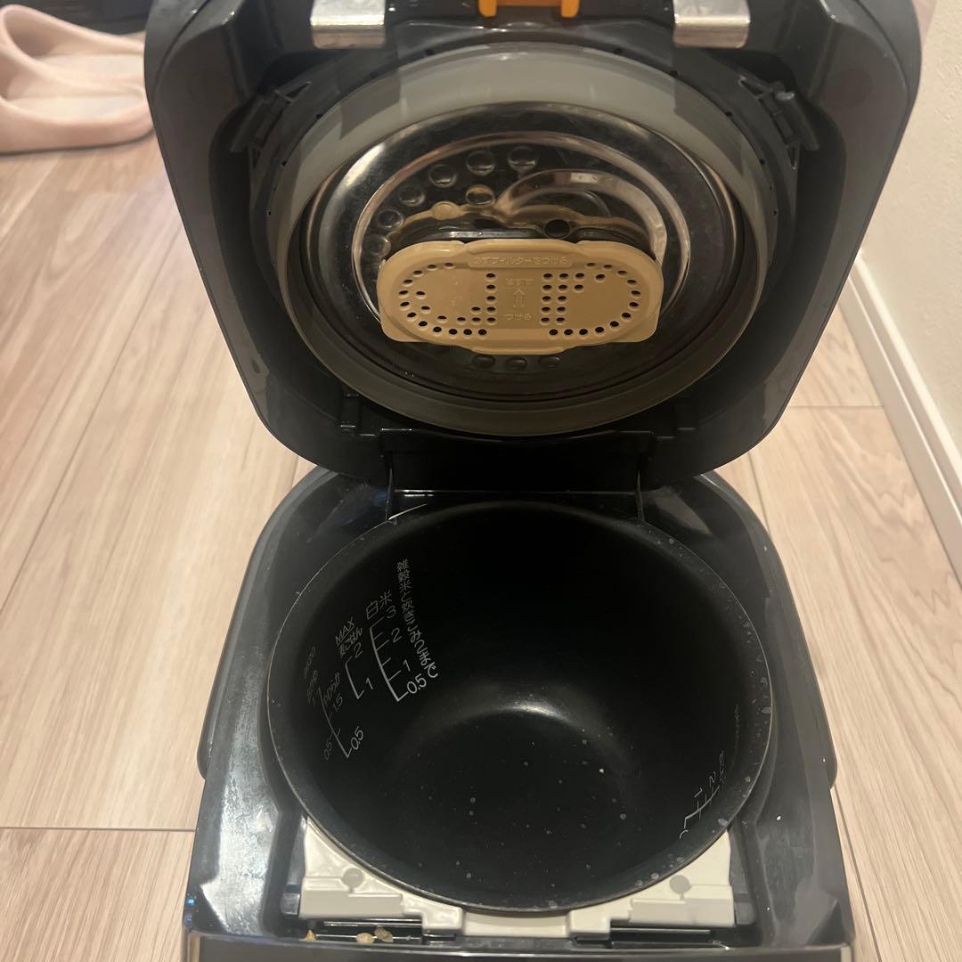 【美品】象印 炊飯器　極め炊き 3合〜4合 NP-RT05 2023年購入